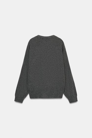 JERSEY PUNTO ESCOTE PRONUNCIADO - Gris de Zara