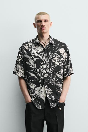 СОРОЧКА ВІЛЬНОГО КРОЮ З КВІТКОВИМ ПРИНТОМ - Чорний Zara
