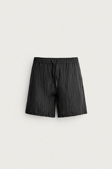 TEXTURED RELAXED FIT BERMUDA SHORTS - Black by Zara