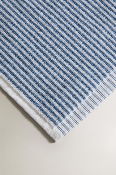 STRIPED COTTON BATH TOWEL - dusty blue by Zara - Image 2