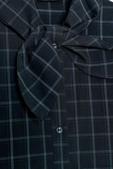 CHEMISE EN POPELINE À CARREAUX AVEC FOULARD - Bleu / Bleu marine de Zara - Image 9