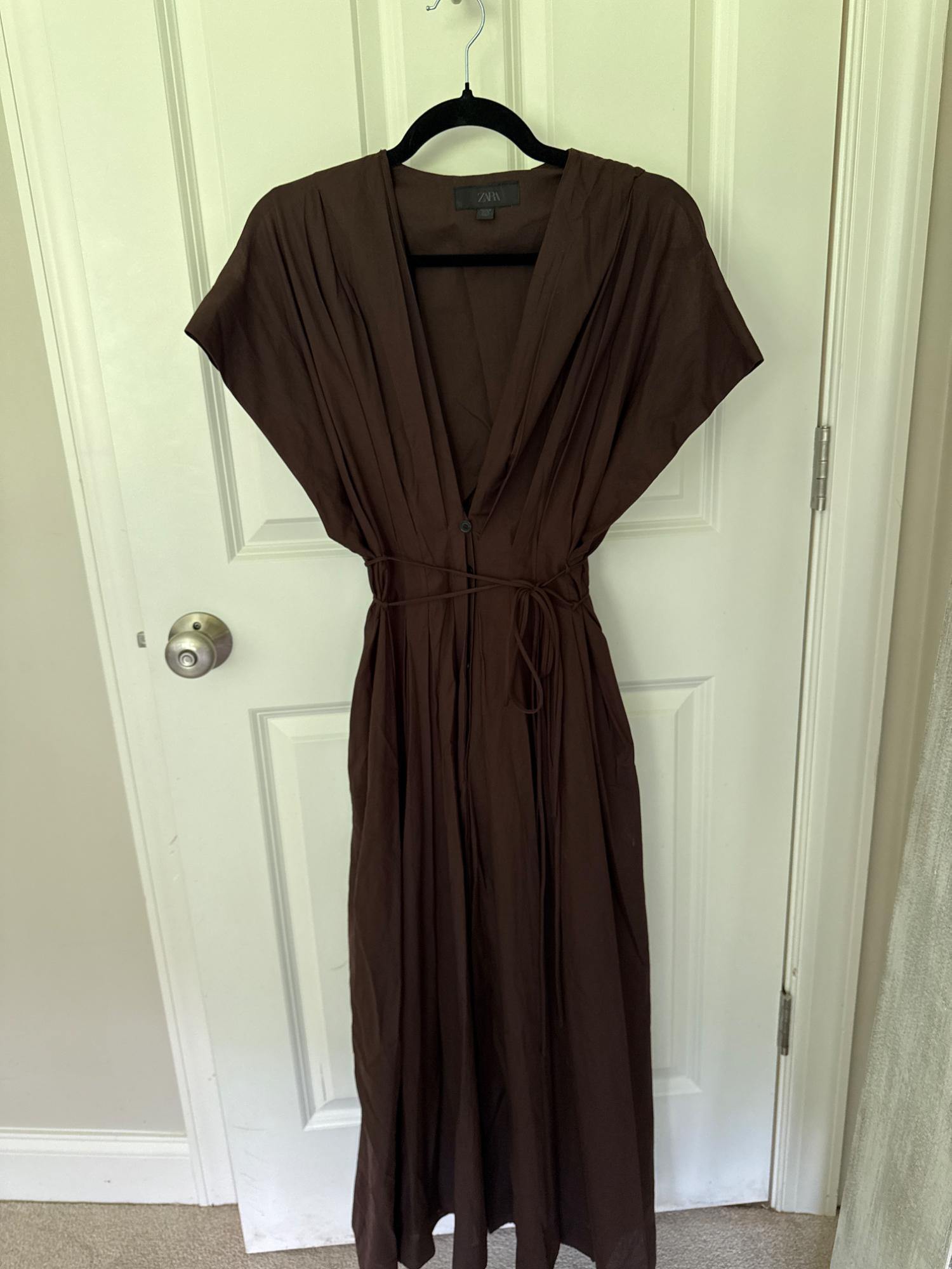 ZW COLLECTION PLEATED MIDI DRESS SECOND HAND | Zara Preowned