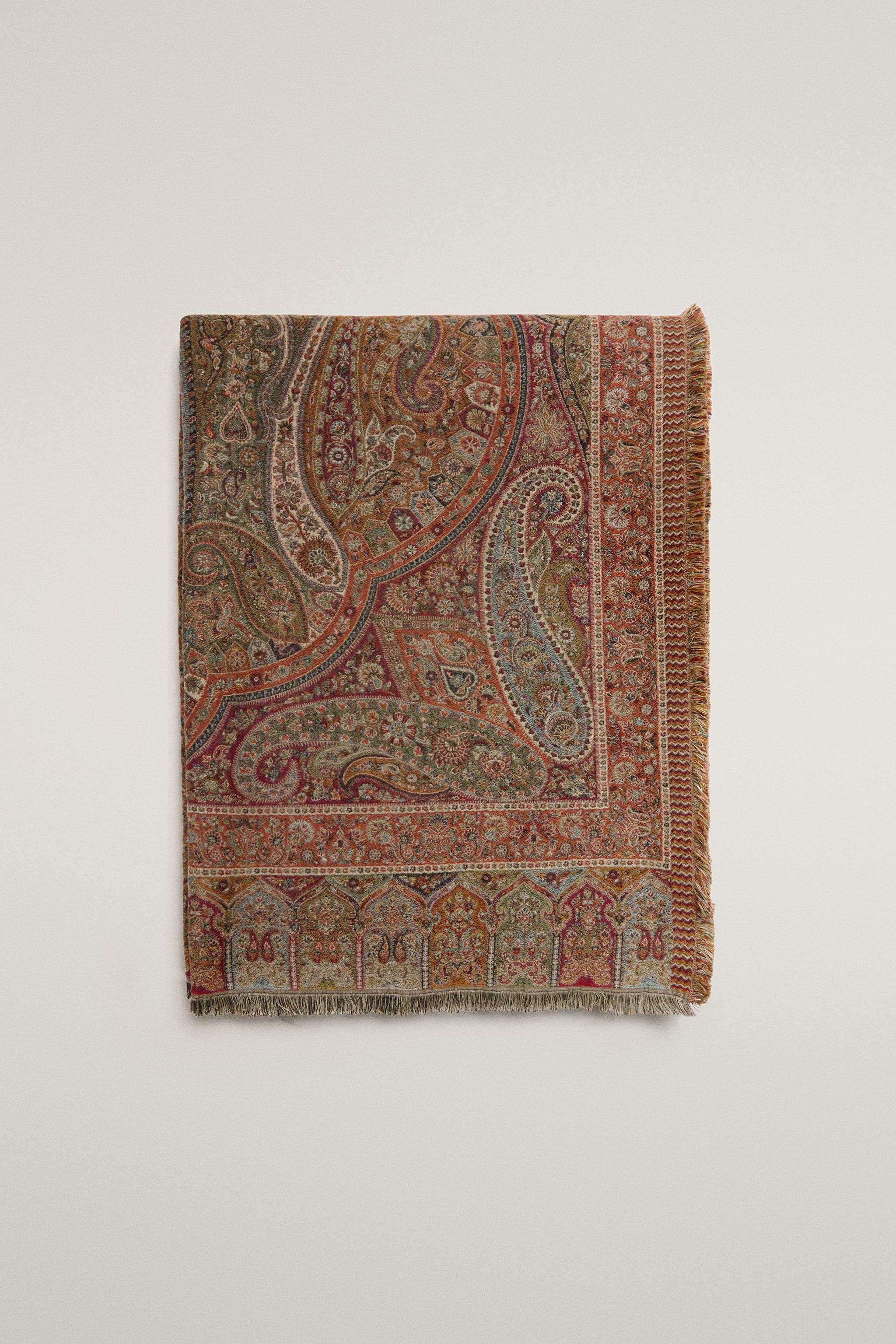 COUVERTURE JACQUARD CACHEMIRE