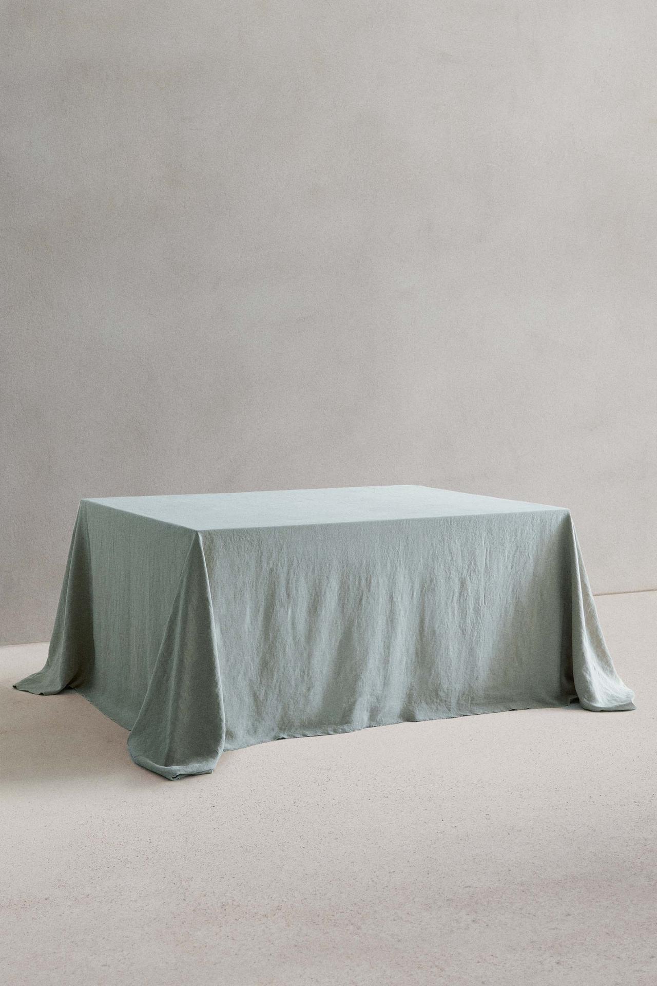 TABLECLOTH 01 — Mid-blue