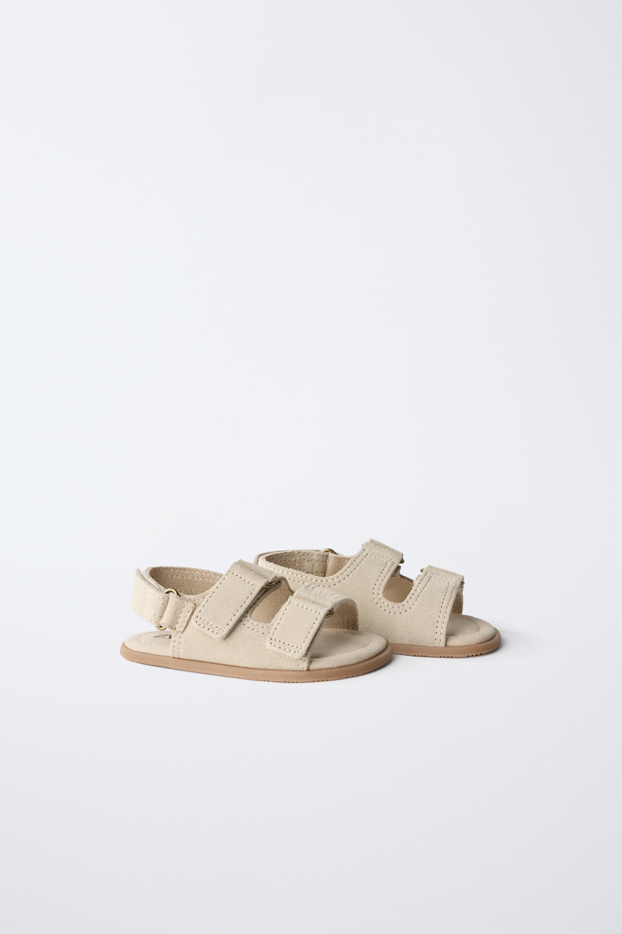 SANDALES EN CUIR BAREFOOT