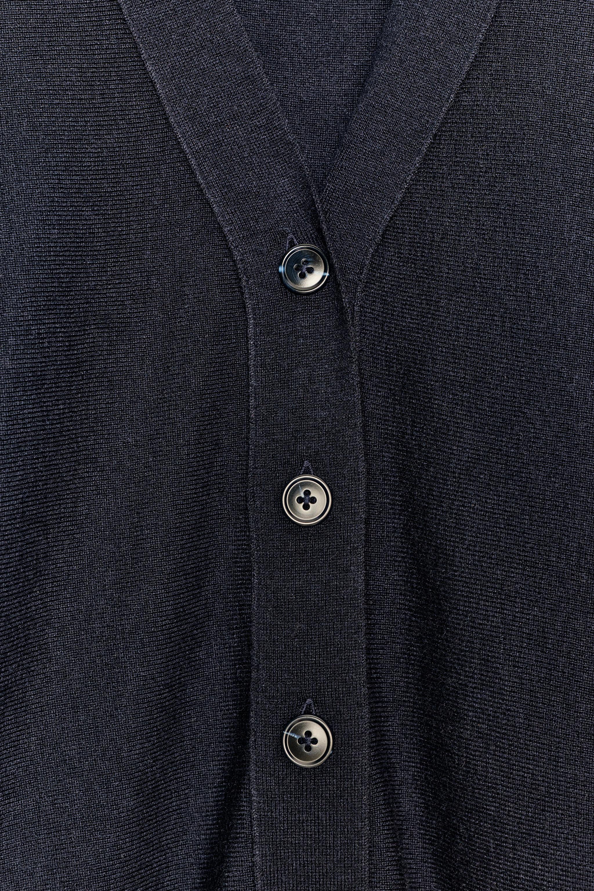 BATWING SLEEVE CARDIGAN