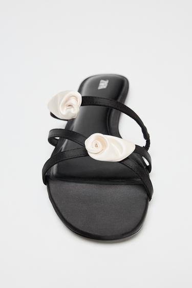 SANDALES FLEURS EFFET SATINÉ - Noir de Zara - Image 4
