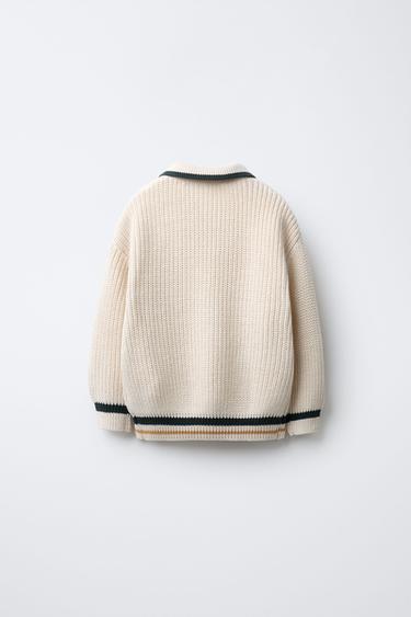 PULL EN MAILLE VARSITY AVEC PIÈCE - Écru de Zara - Image 1