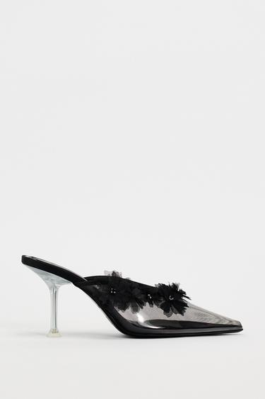 MULES À TALONS EN VINYLE AVEC FLEURS - Noir de Zara