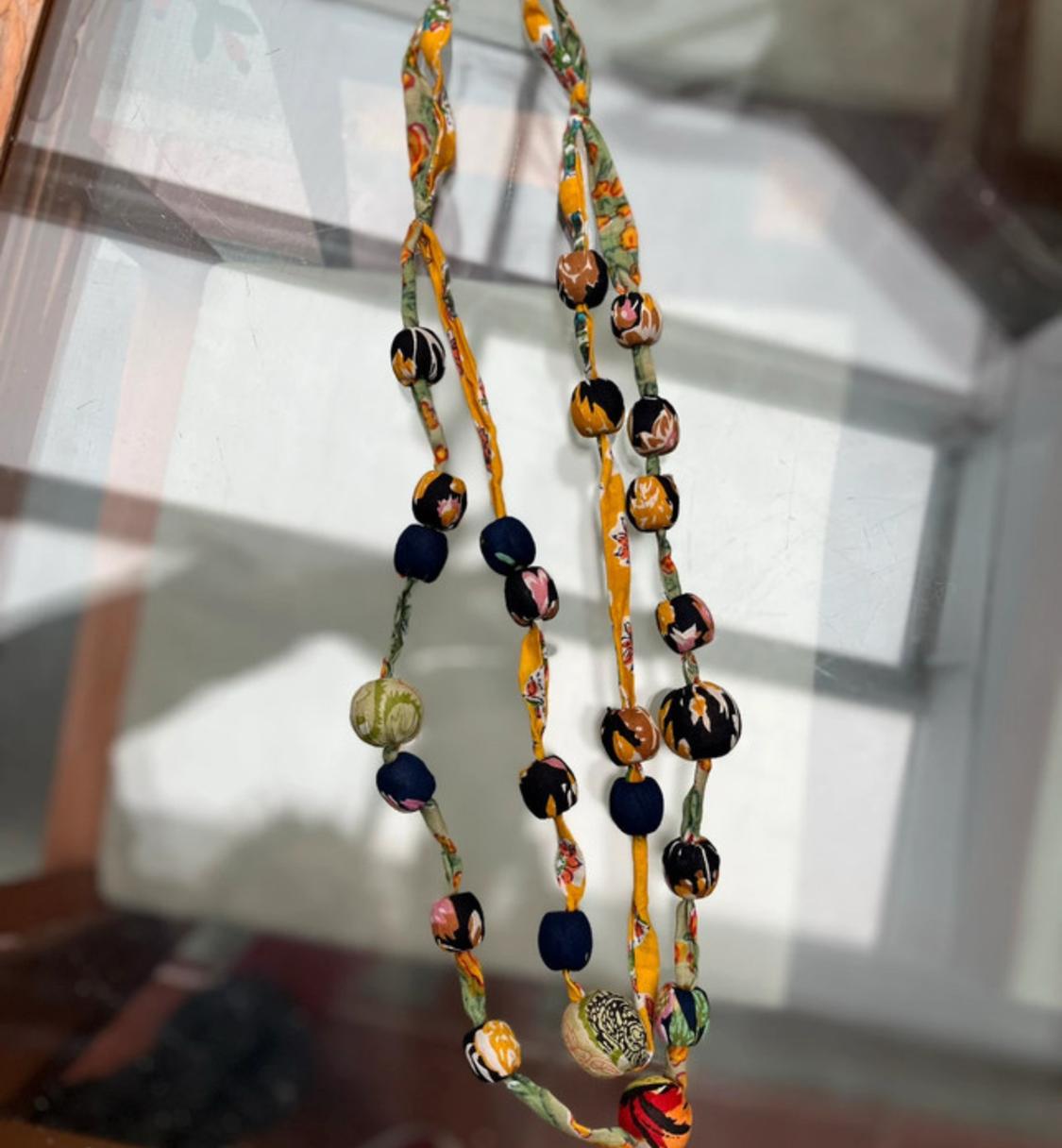LONG BEAD NECKLACE - Image 2