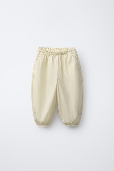 Zara BALON PANTALONE SA ČIPKOM – maslac – Slika 0