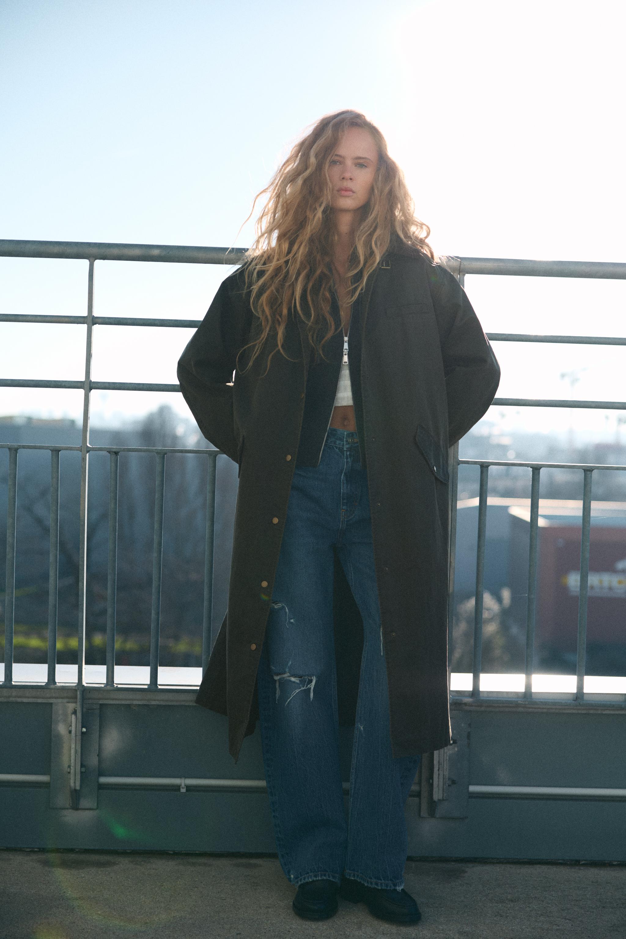 TRENCH ENCERADO GOLA DE BOMBZINA - Verde-musgo | ZARA Brasil