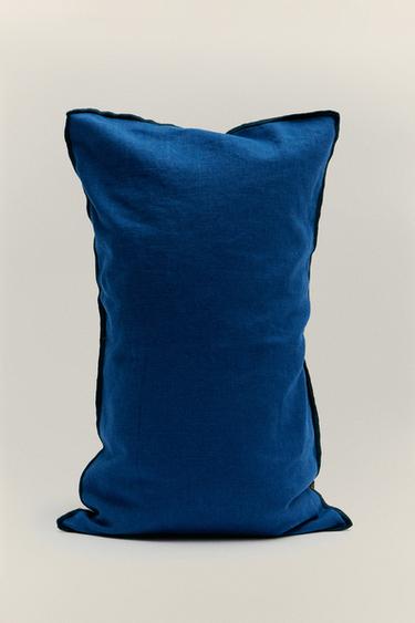 CUSHION COVER WITH OVERLOCK - Blue by Zara