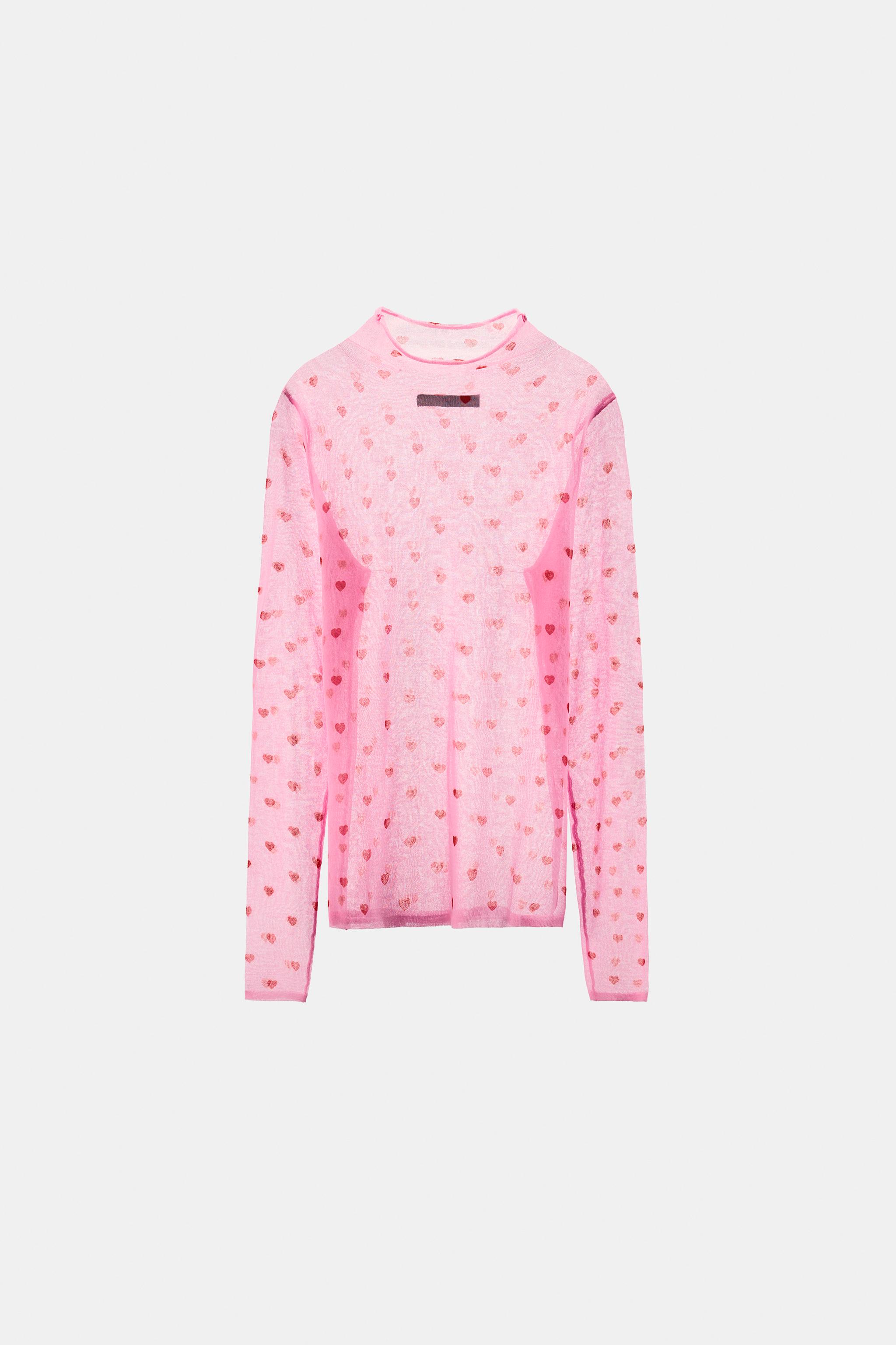 TOP EN MAILLE FINE À CŒURS