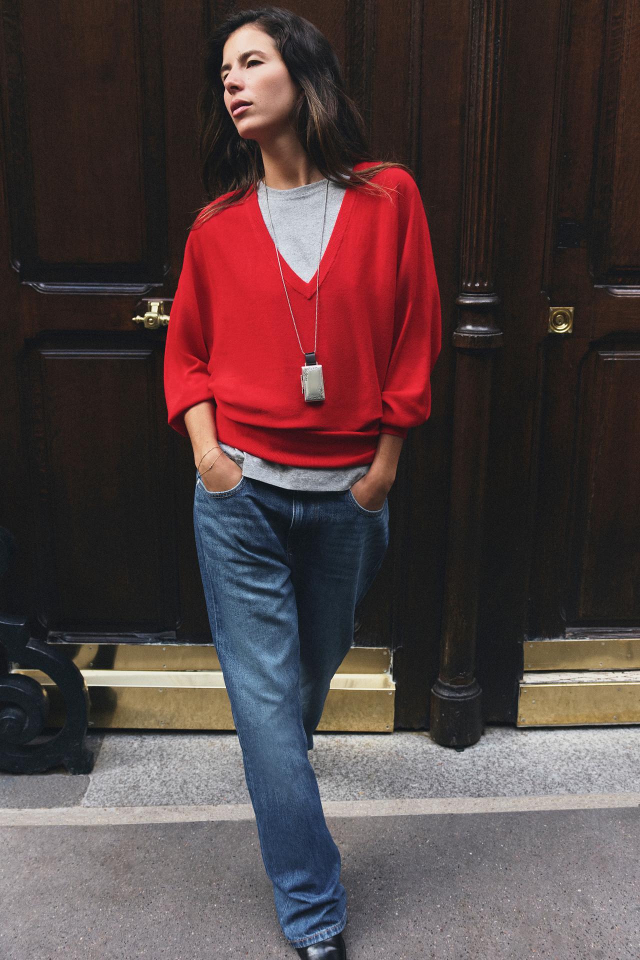 JUMPER 100% EXTRA-SOFT WOOL V-NECK