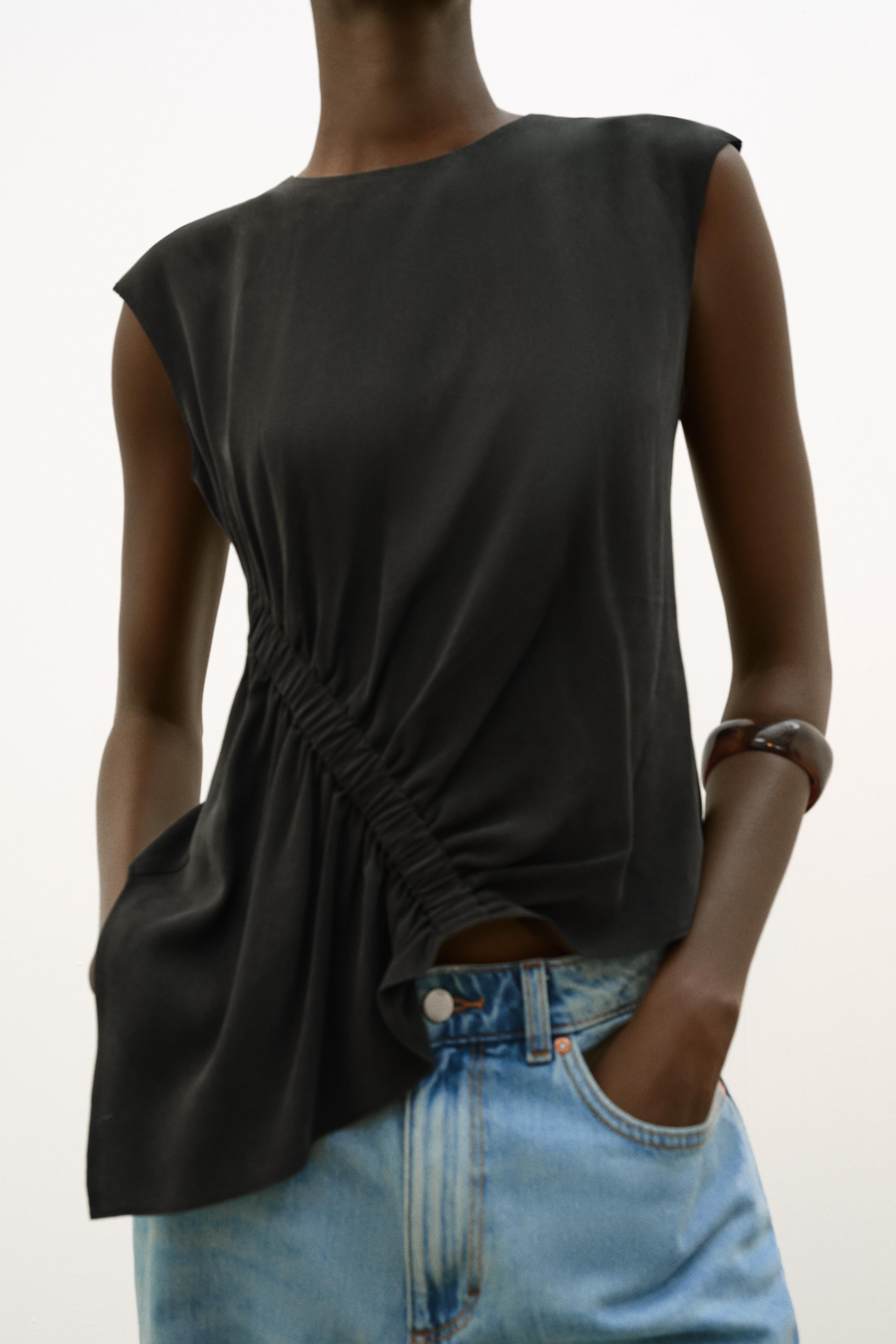 ギャザー入り 黒 タンクトップ ギャザー入りノースリーブトップス - ブラック | ZARA Japan / 日本