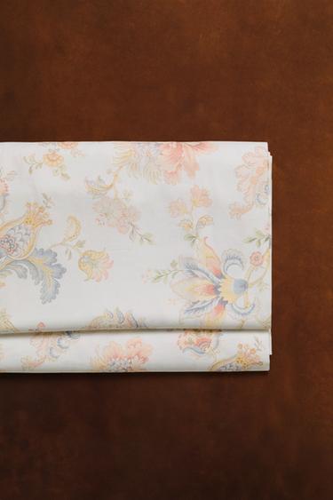 DRAP PLAT SATIN IMPRIMÉ FLEUR - Écru de Zara - Image 5