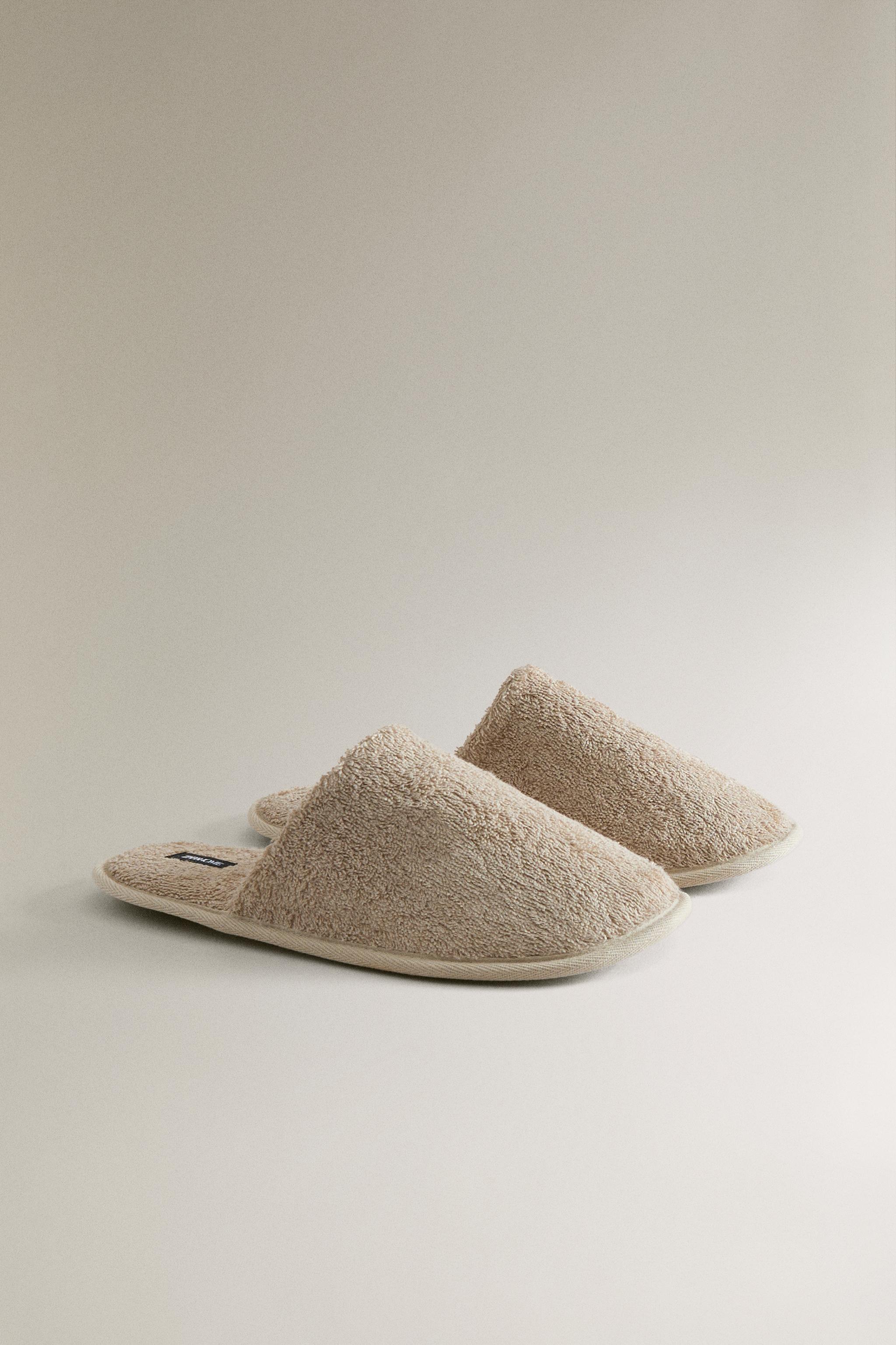 TERRY BATHROOM SLIPPERS — Beige