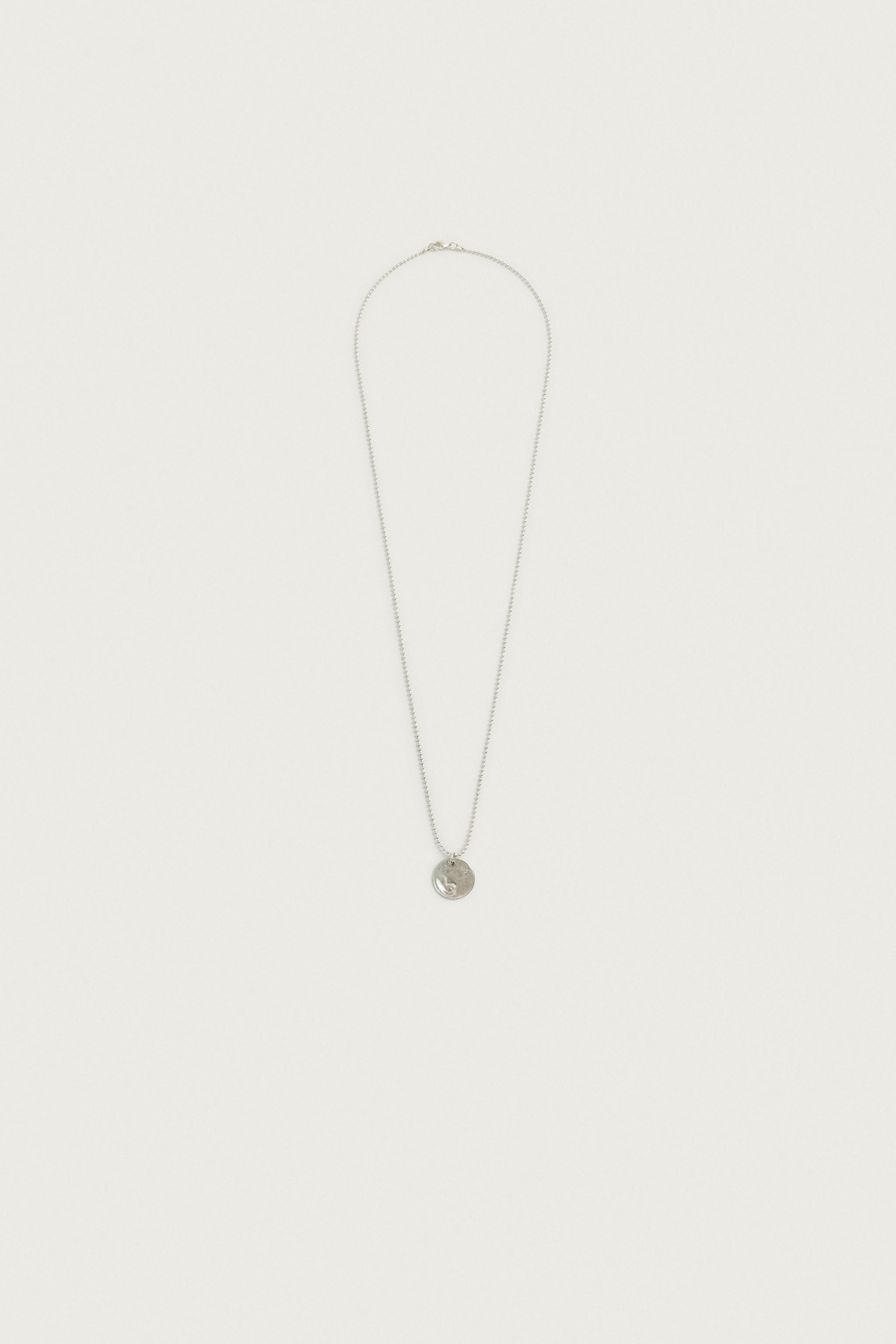 COIN PENDANT NECKLACE — Silver