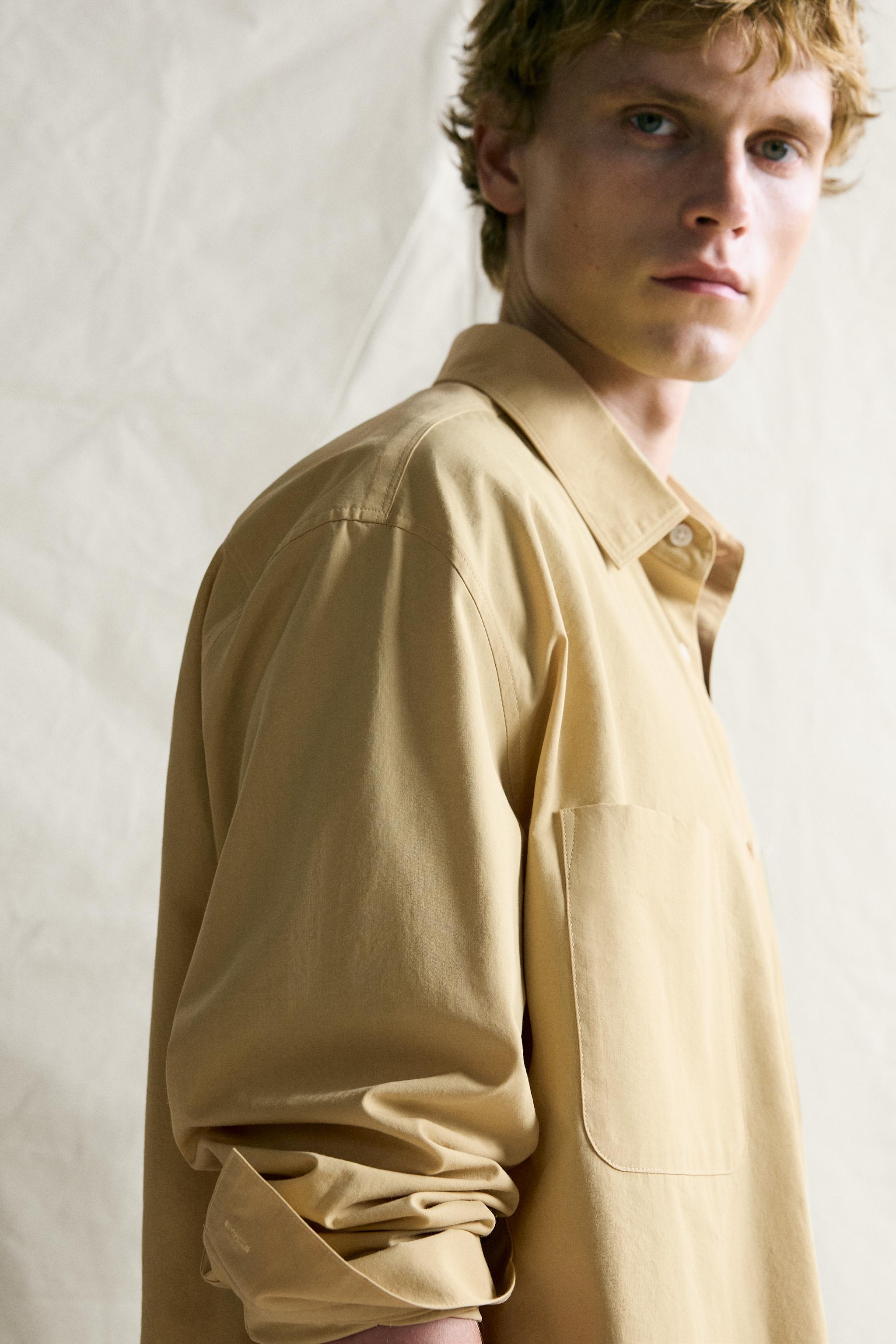 CHEMISE COUPE DÉCONTRACTÉE À POCHE