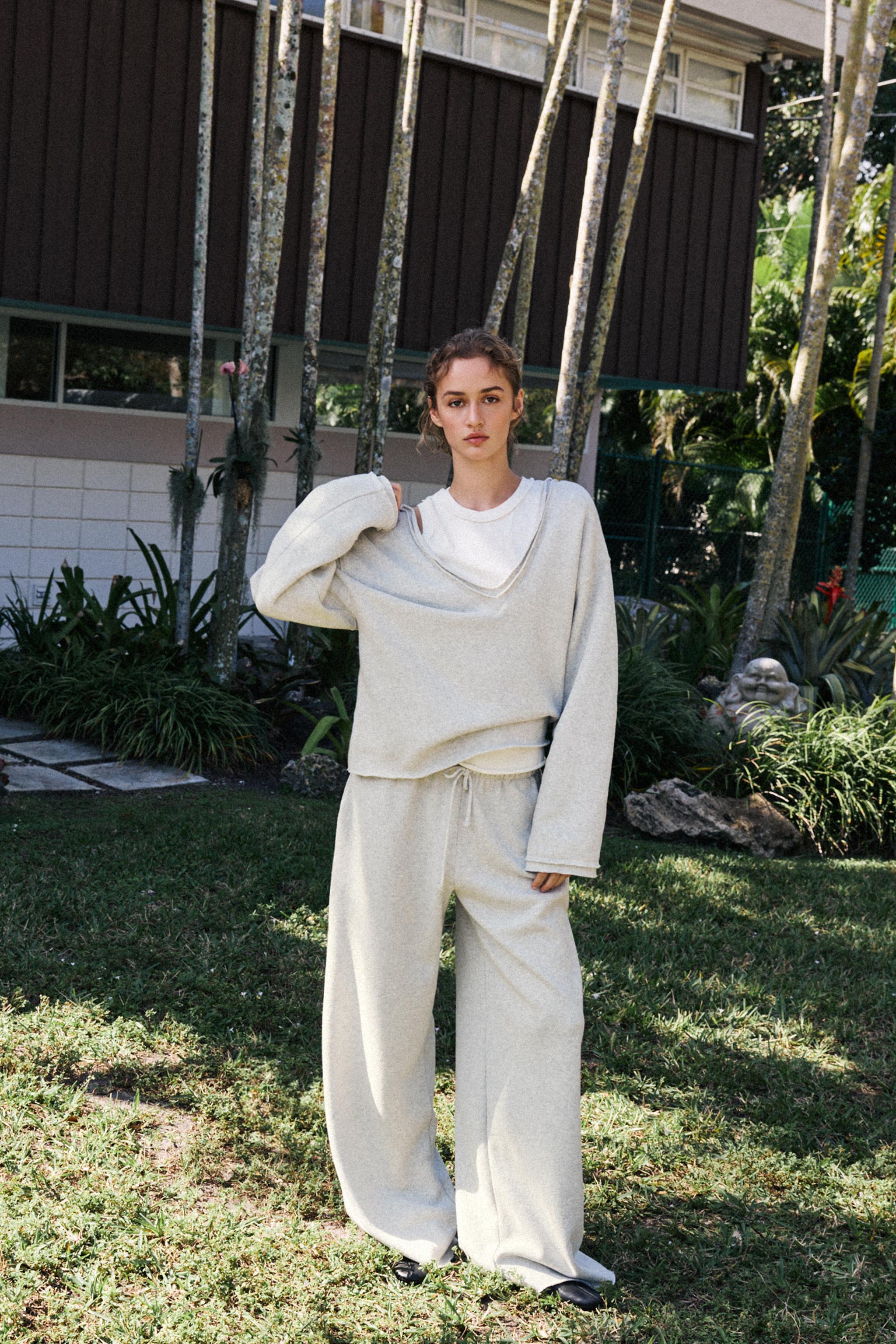 ZARA - 【完売品】ZARA ソフトVネックスウェットシャツ Sサイズ