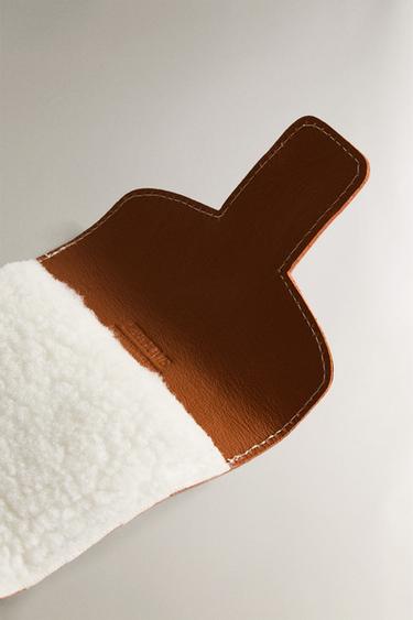 GANT LUSTRAGE CHAUSSURES - Camel moyen de Zara - Image 2