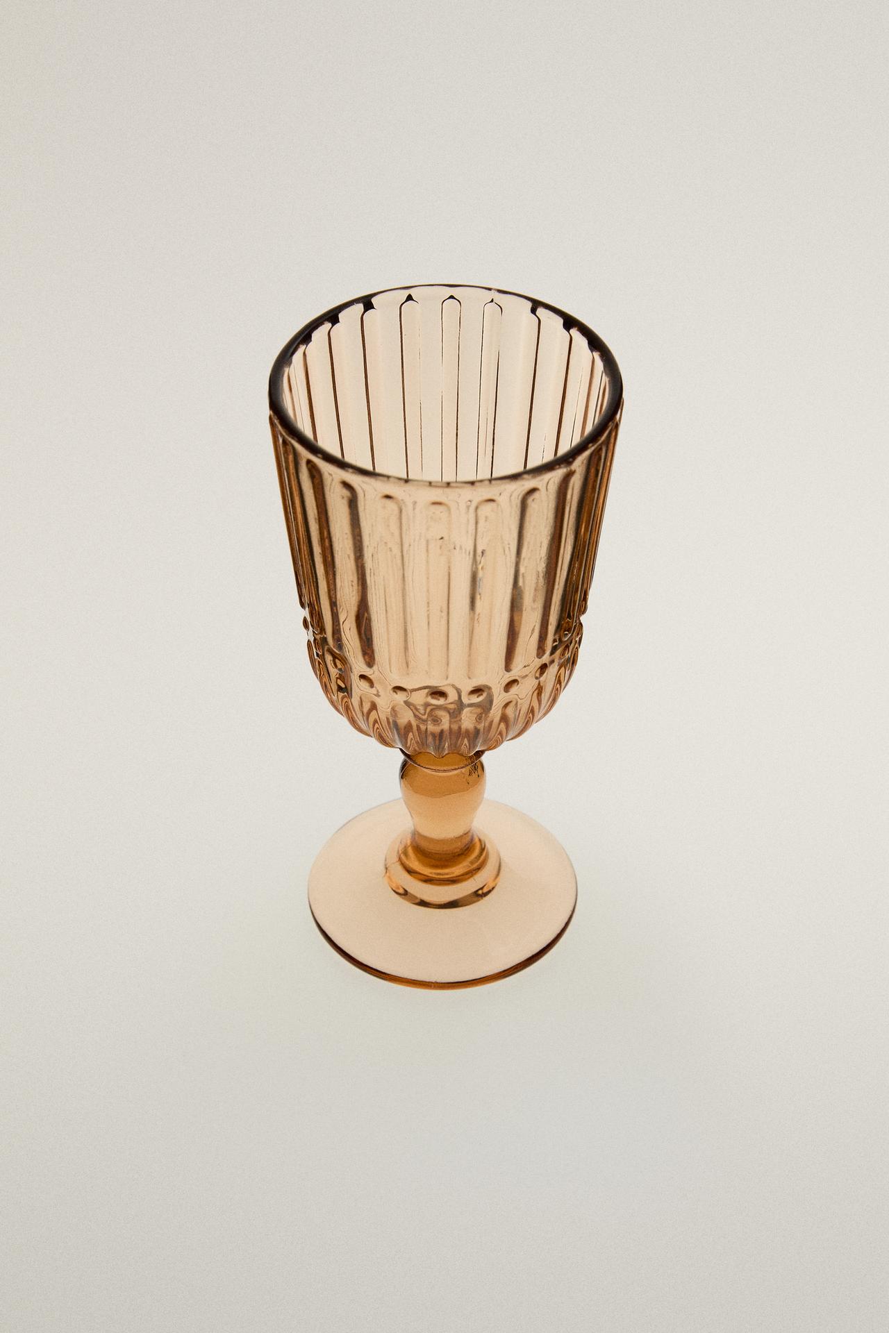GLASS WITH RAISED DESIGN — Caramel