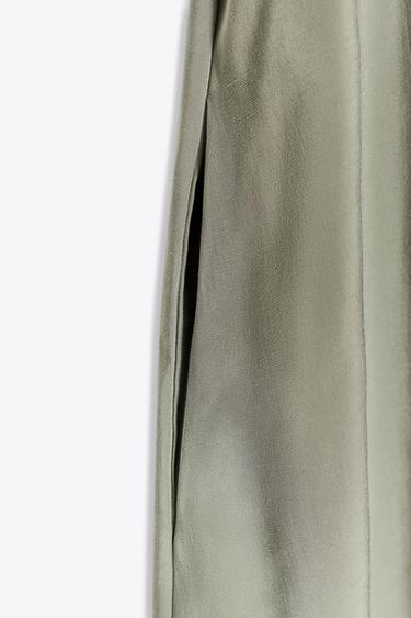 ROBE MI-LONGUE FLUIDE À VOLUME - Kaki de Zara - Image 8