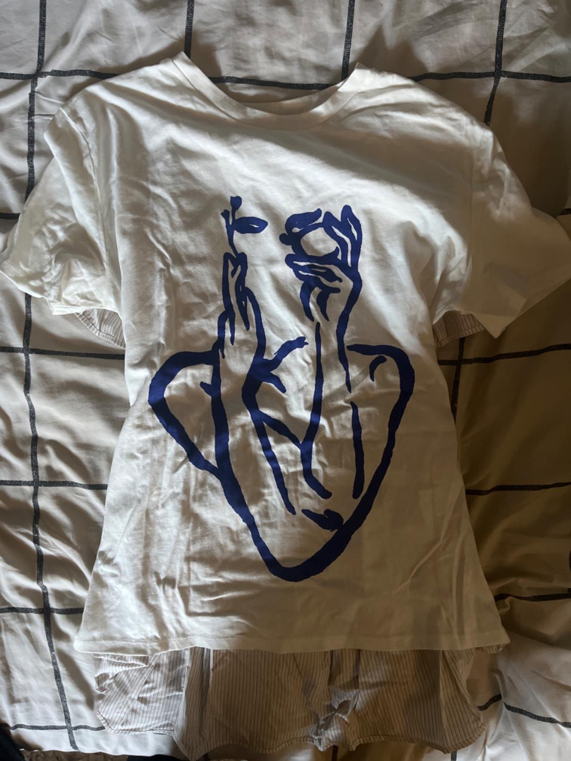 TEXT POCKET T-SHIRT