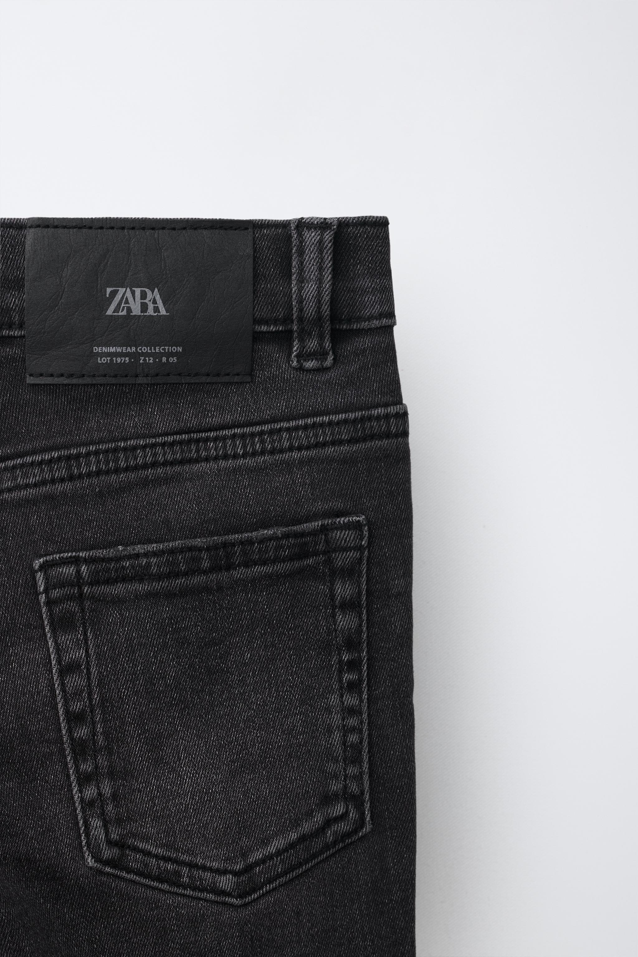 SKINNY FIT JEANS