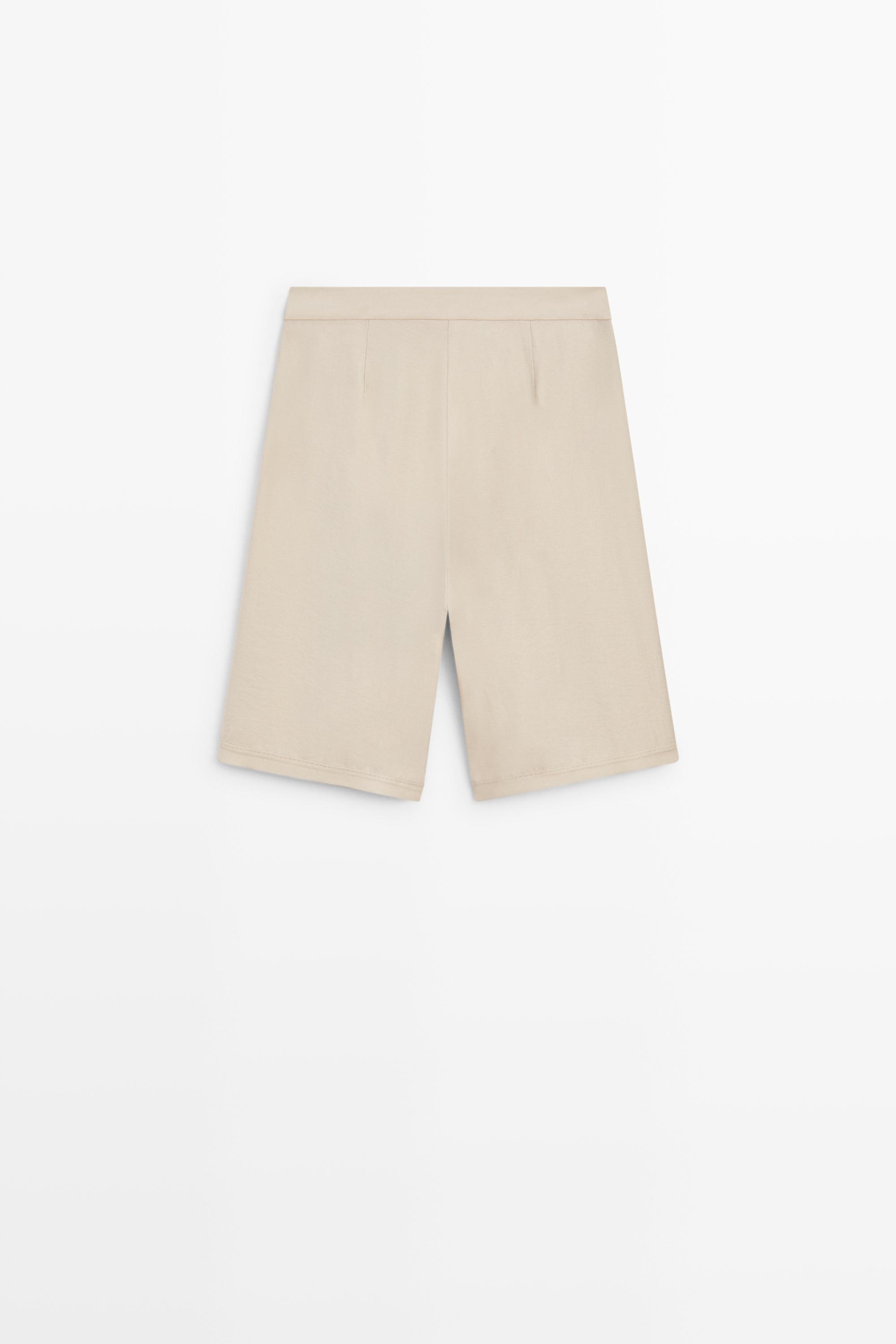 Flowing pleated Bermuda shorts - STUDIO