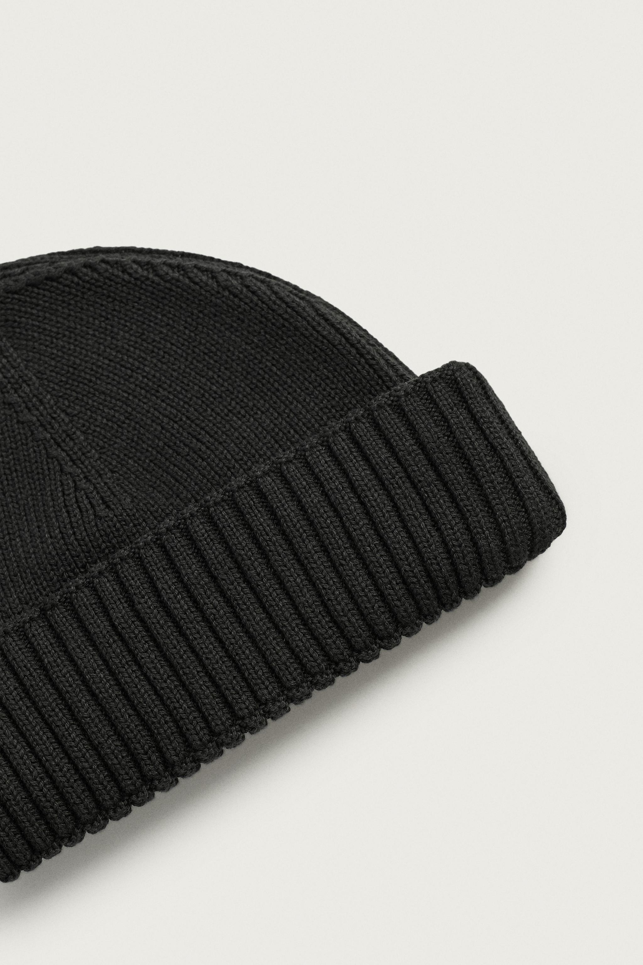 COTTON BLEND SHORT KNIT BEANIE