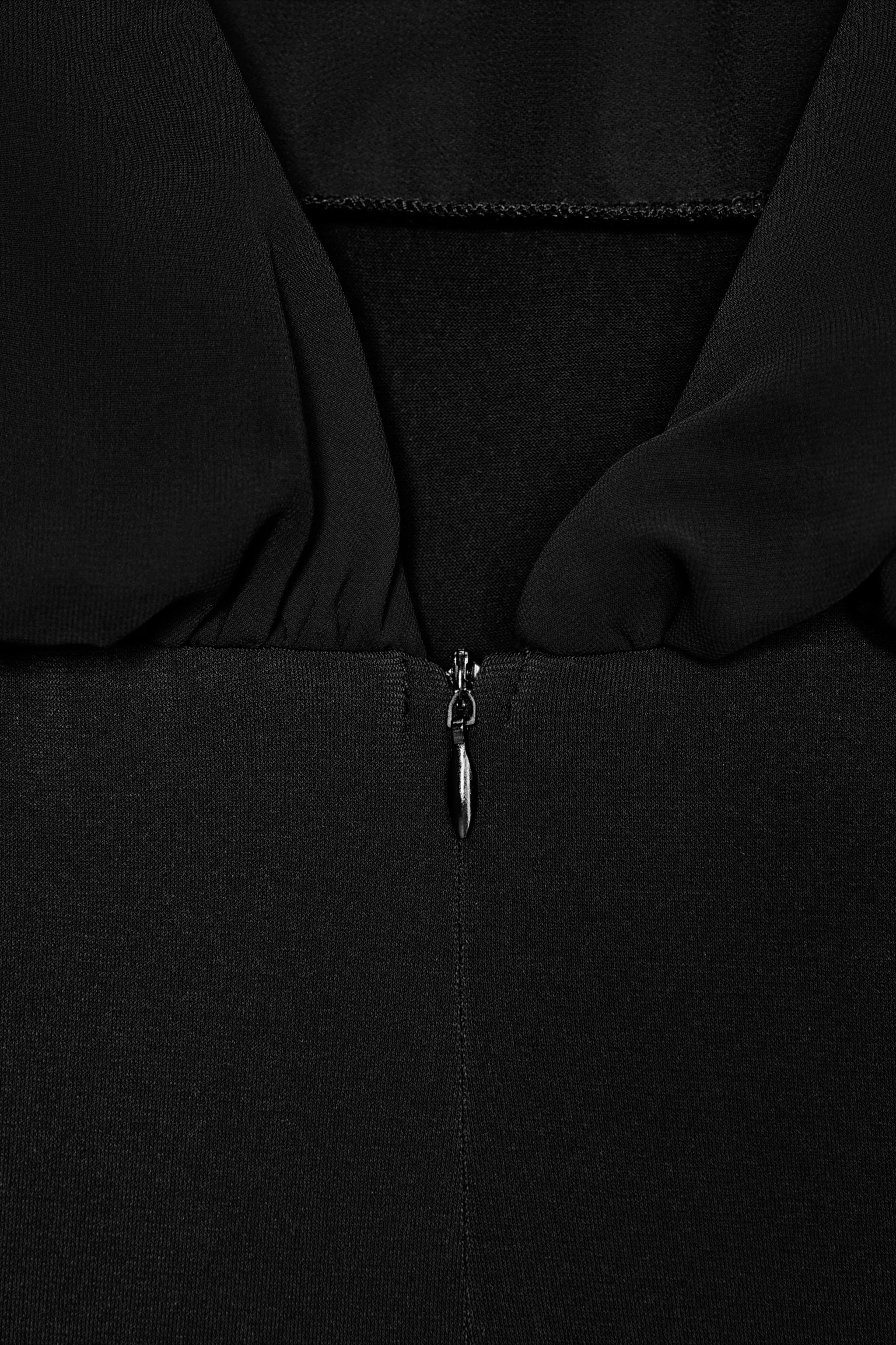 BODY EN CRÊPE GEORGETTE AVEC LACETS