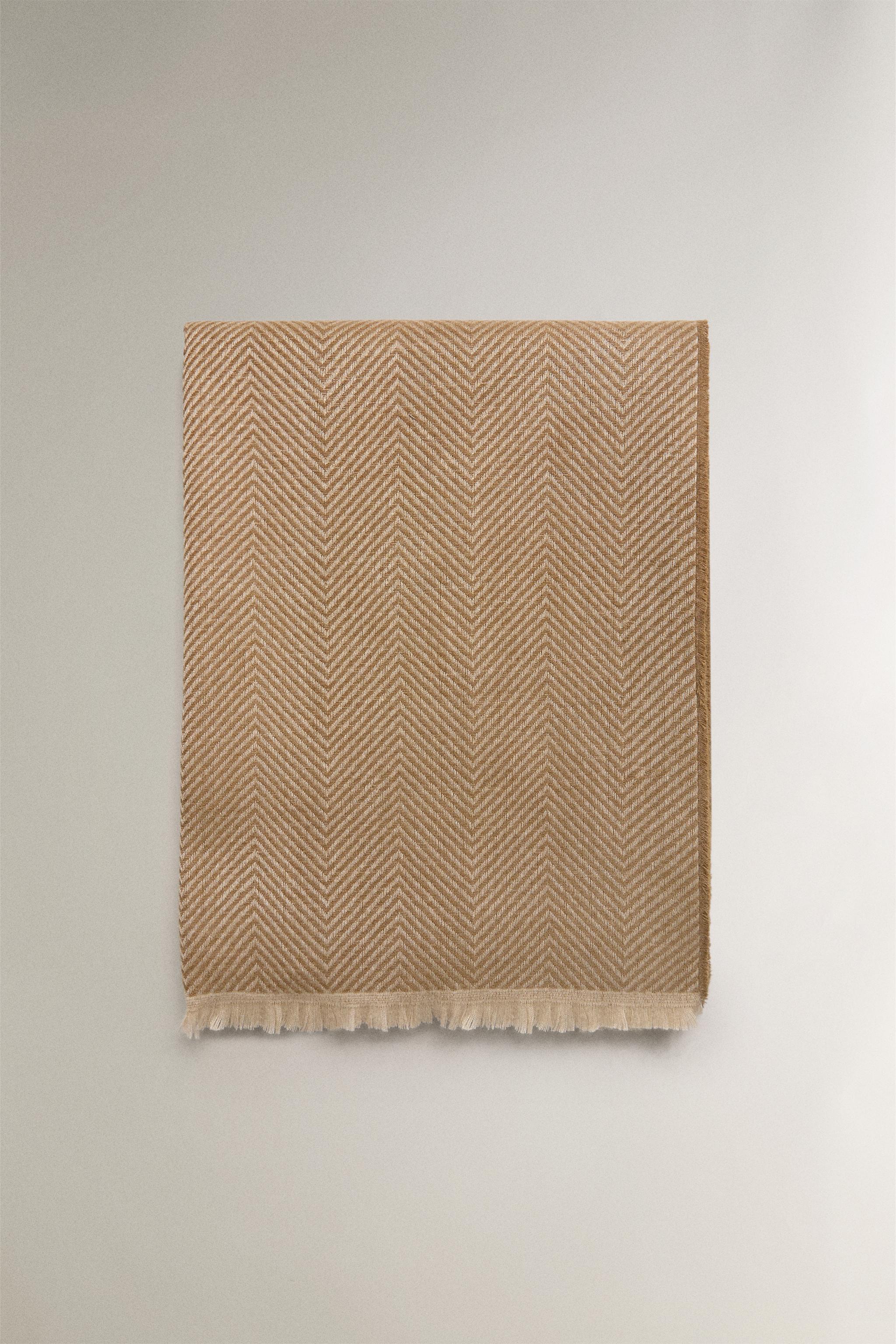 HERRINGBONE BLANKET
