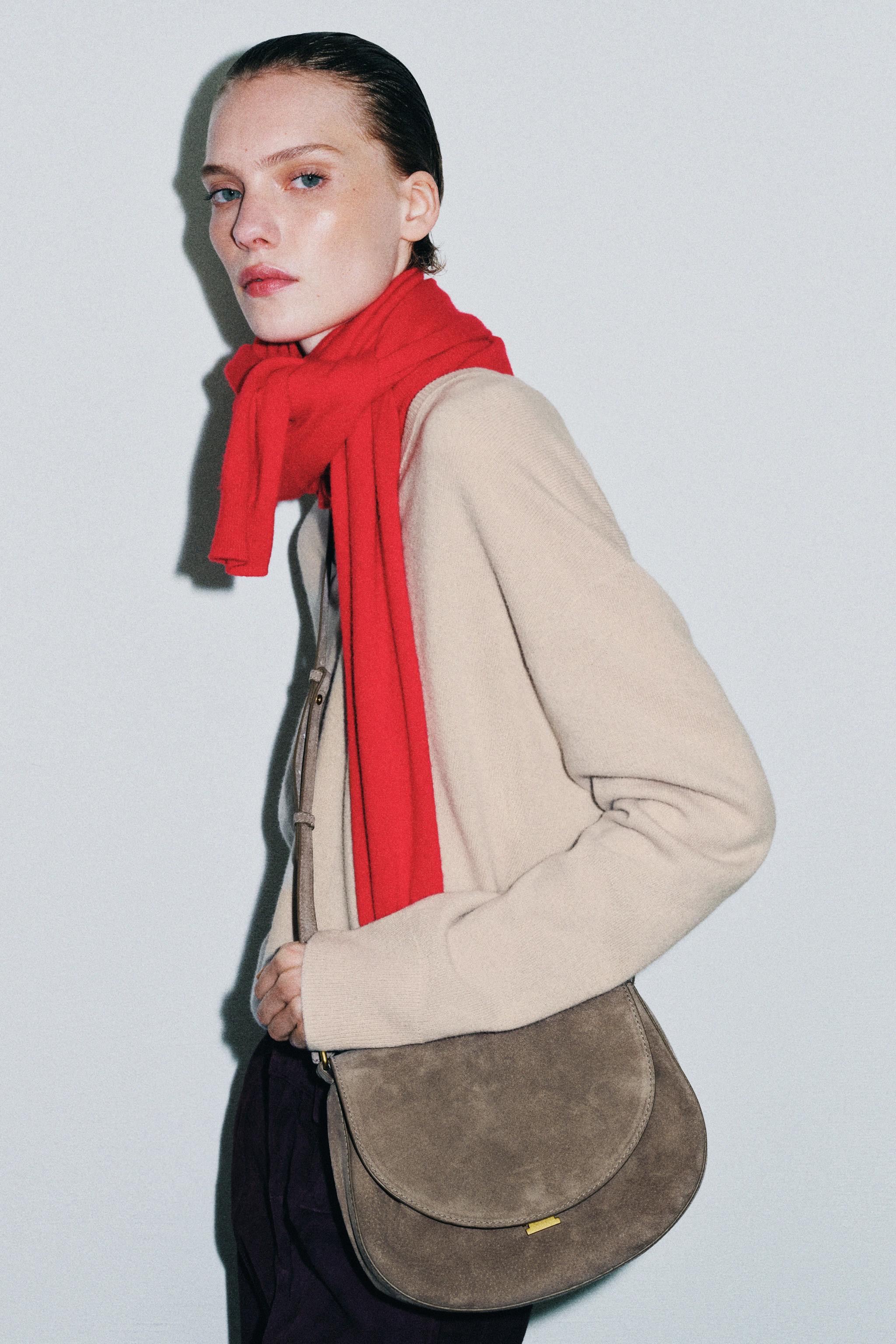 LEATHER FLAP CROSSBODY BAG