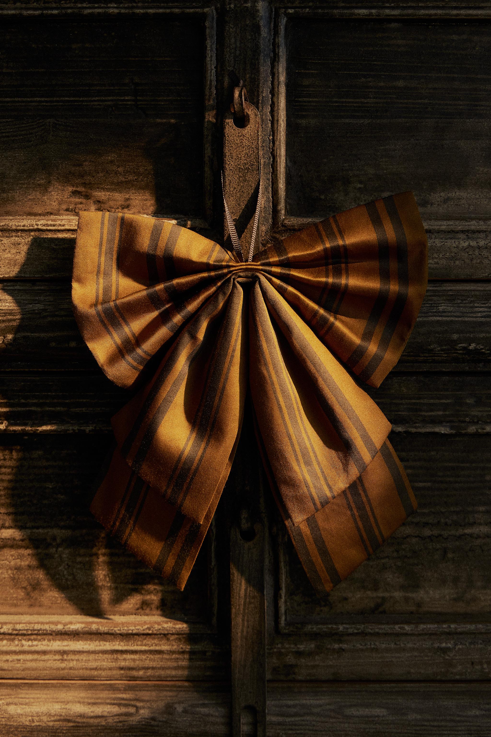 STRIPED BOW CHRISTMAS DECORATION