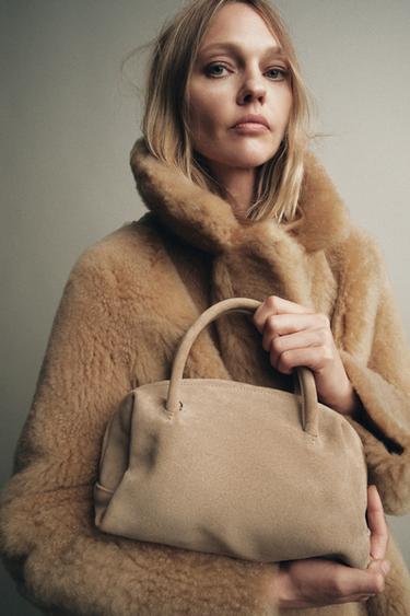 {navn} - {farge} for Zara