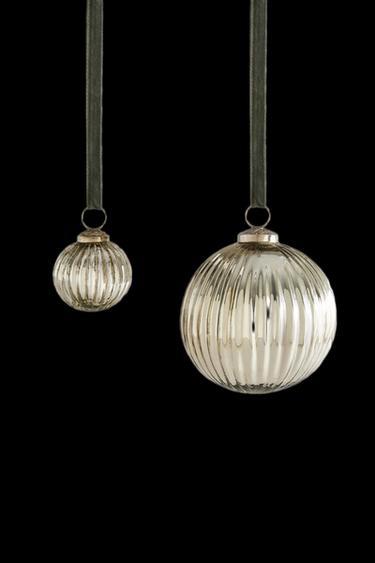 Zara STRIPED BALL CHRISTMAS TREE ORNAMENT - Silver - Image 0