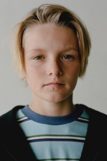 PLUSH ZIP-UP HOODIE - Black by Zara