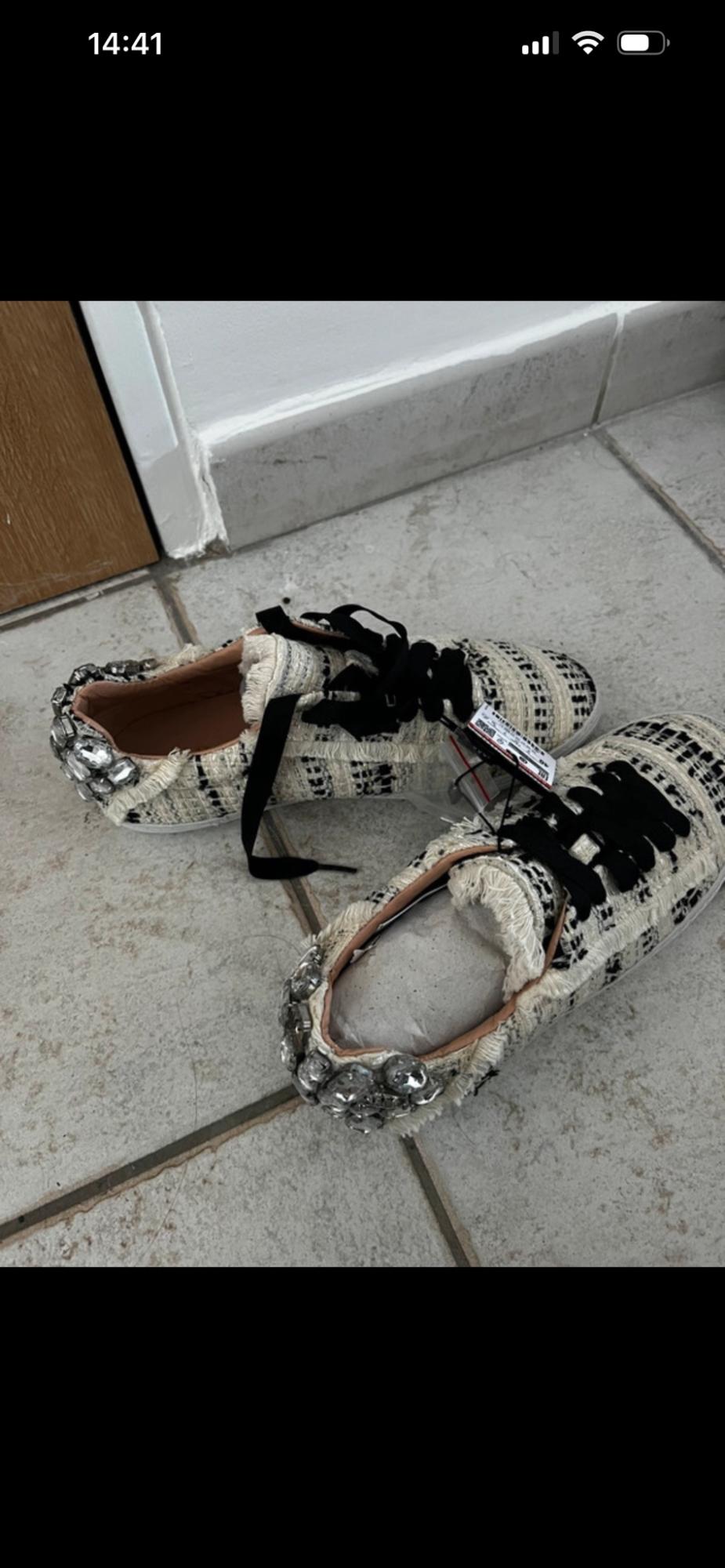 EMBELLISHED TRAINERS - Image 3