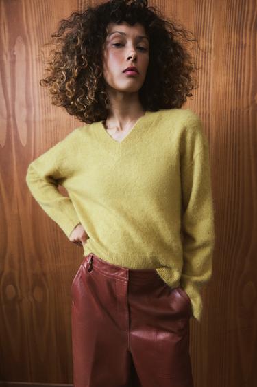 Zara WOOL BLEND V-NECK JUMPER - Mustard