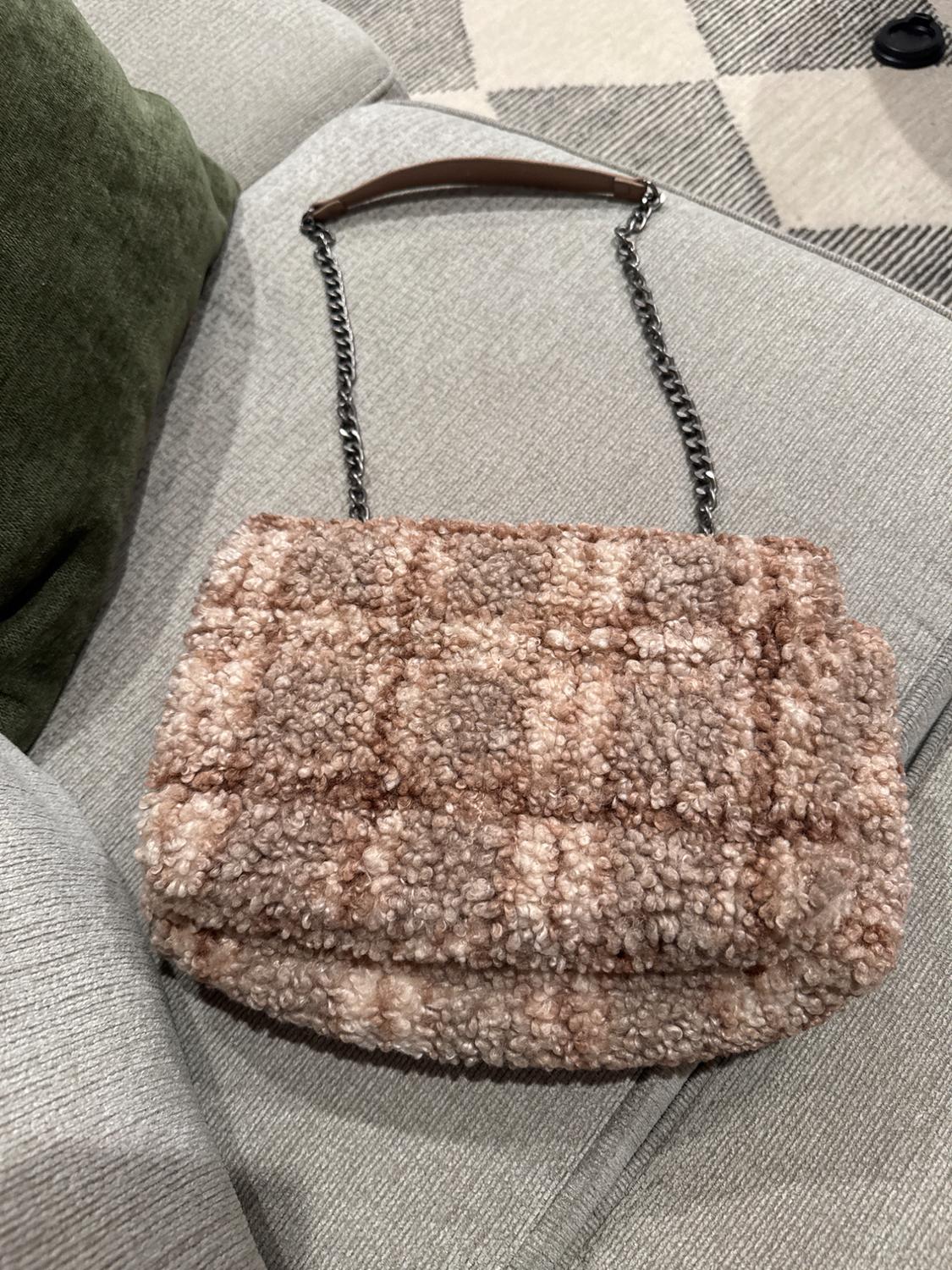 TEDDY MATERIAL SHOULDER BAG. MULTICOLOR NEUTRAL WITH PATTERN. - Image 2