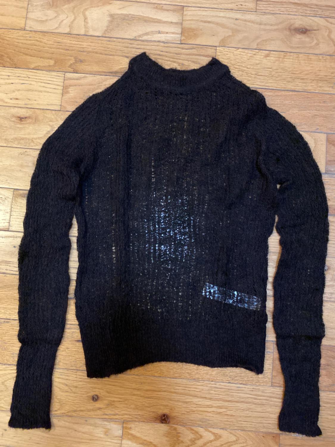 OPEN KNIT SWEATER
