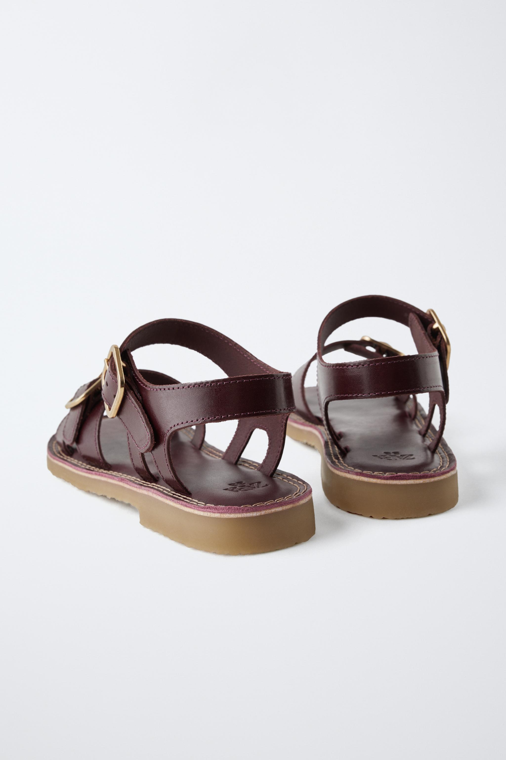 バックル付きレザーサンダル - ブラウン | ZARA Japan / 日本