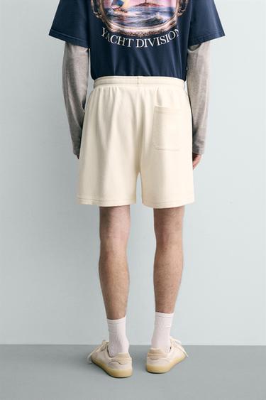 BERMUDA JOGGING BANDES CONTRASTÉES - Blanc cassé de Zara - Image 2