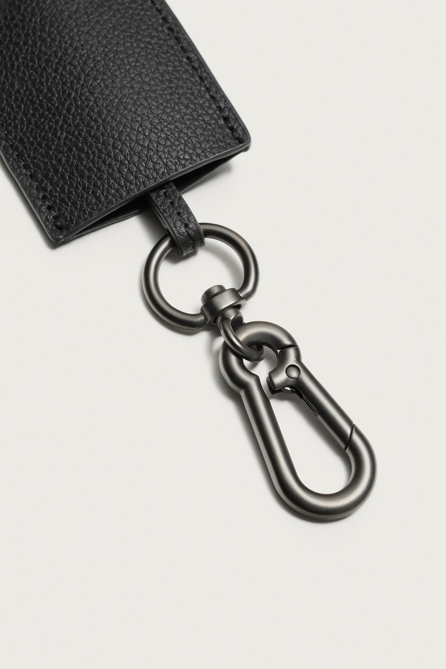 Мужской брелок Zara Leather Pendant Keychain, цвет: Чёрный — фото 3