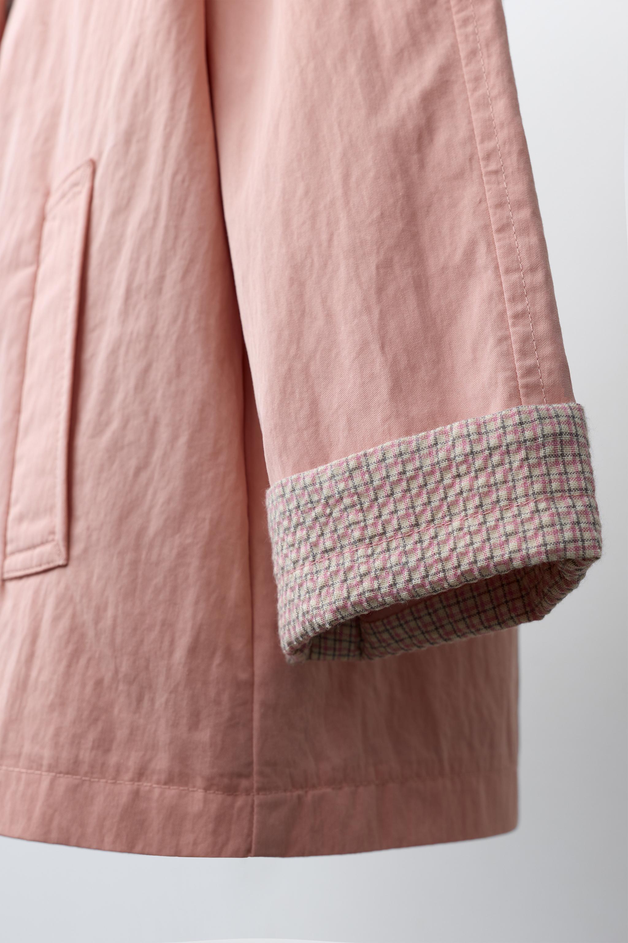 LIGHTWEIGHT HOODED PARKA