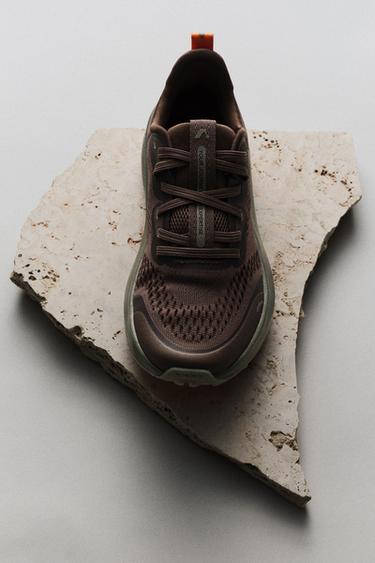 스포티 운동화 - Zara 석류