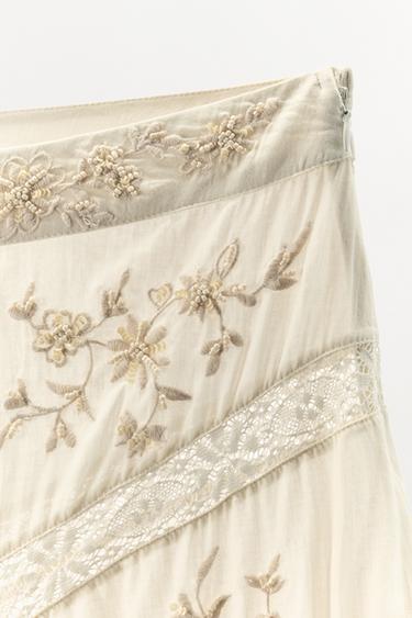 JUPE COMBINÉE BRODERIES DENTELLE LIMITED EDITION - Blanc cassé de Zara - Image 7