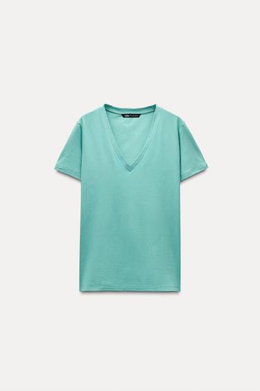 CAMISETA ESCOTE PICO - Verde agua de Zara